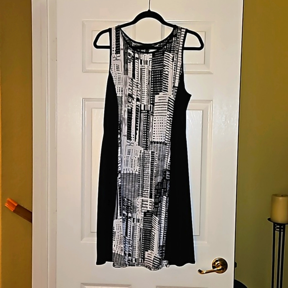 Used Banana Republic Dress - Excellent condition